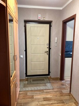 2-к квартира, 9/10 эт., 54м²