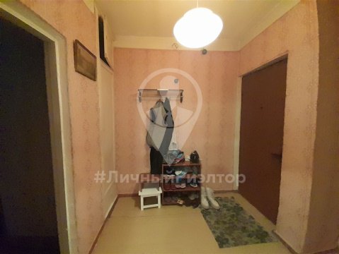 4-к квартира, 1/5 эт., 58м²