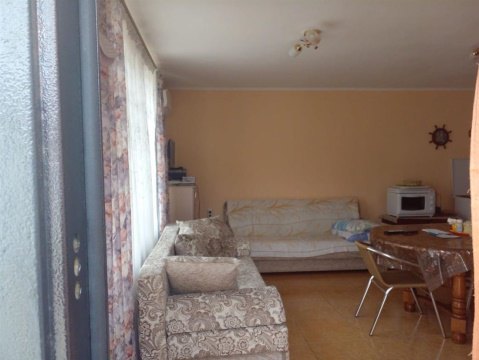 2-к квартира, 1/1 эт., 66м²