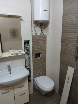 1-к квартира, 3/6 эт., 46м²