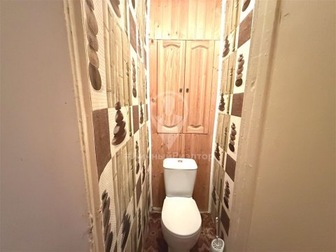 2-к квартира, 5/5 эт., 45м²